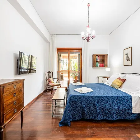 Lungarno Casa Esclusiva Apartment *